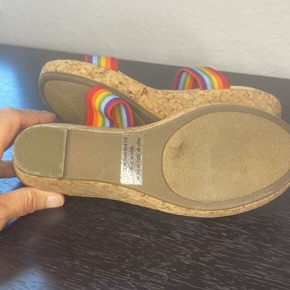 Apostrophe cork Wedge Sandals with Rainbow Elastic Straps Size 6M - Picture 6 of 10